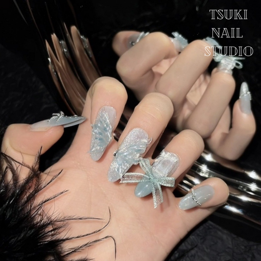 Frost Jade Butterfly Press-on Nails